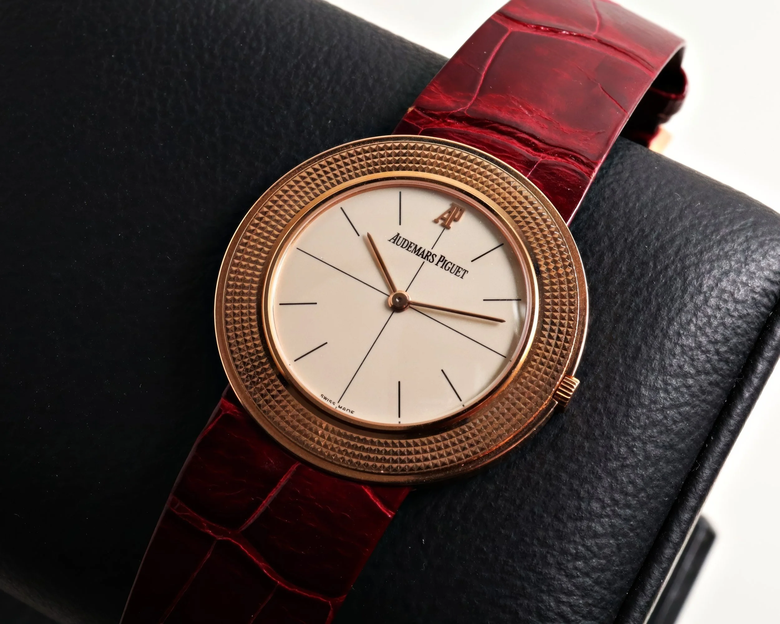 Audemars Piguet Disco Volante 14988OR