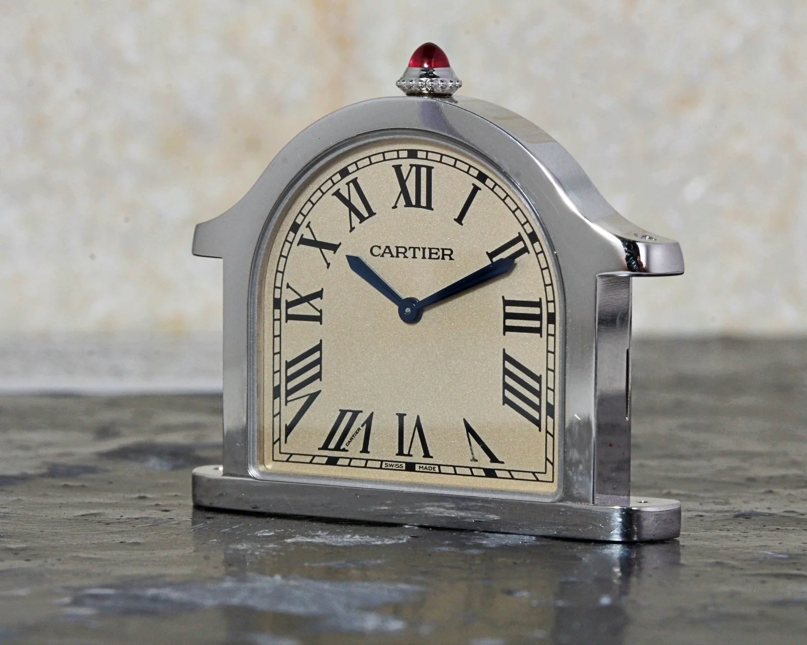 Cloche de Cartier Platinum WGCC0004