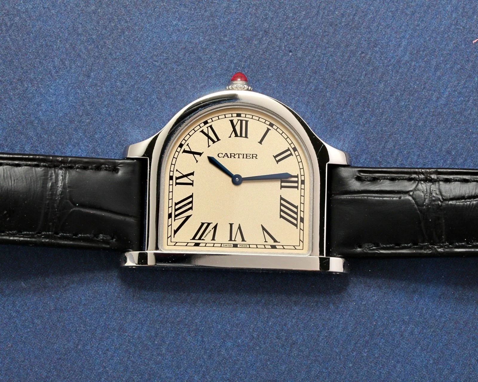 Cloche de Cartier Platinum WGCC0004