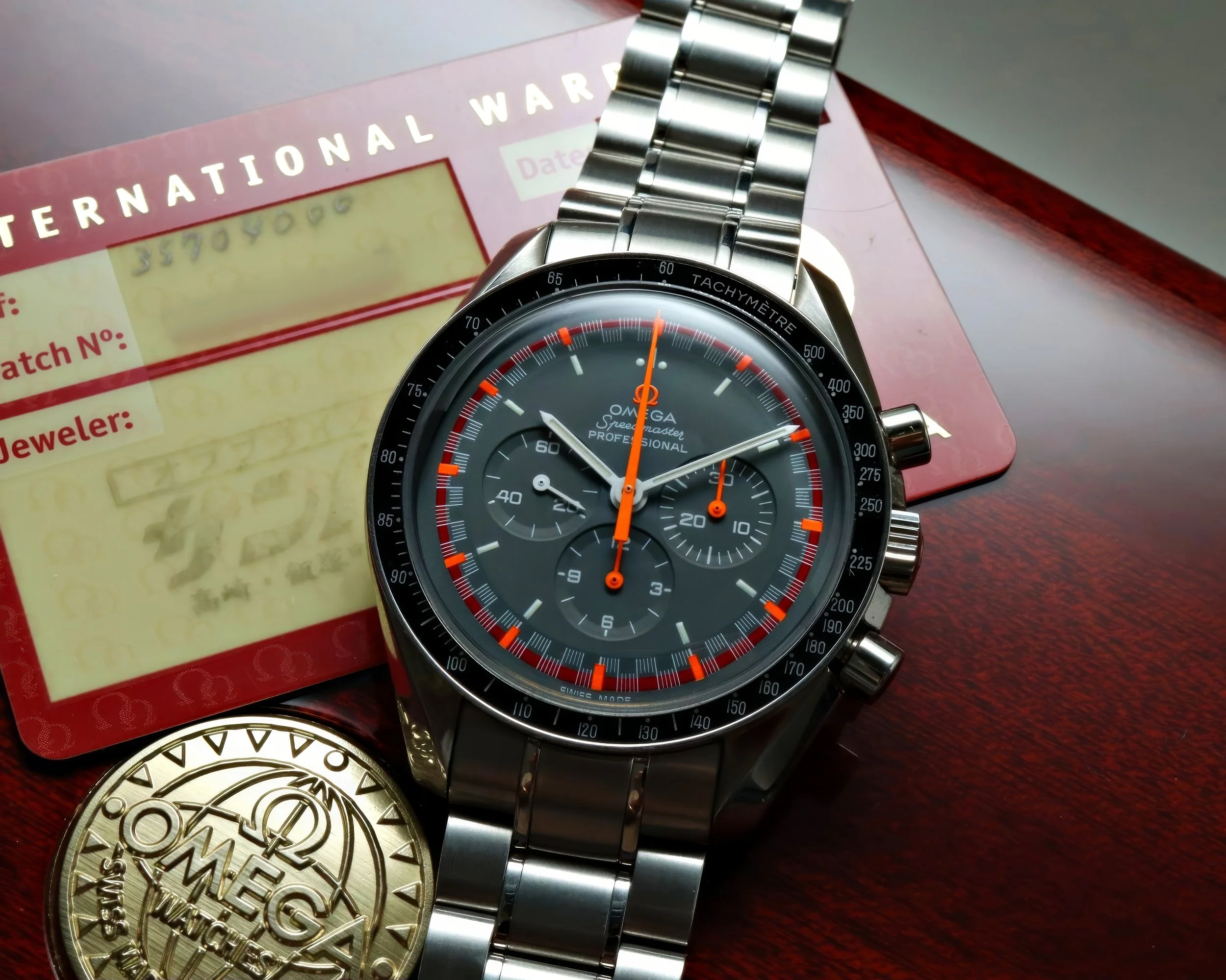 Omega Speedmaster "Japan Racing" Limited Edition 3570.40.00