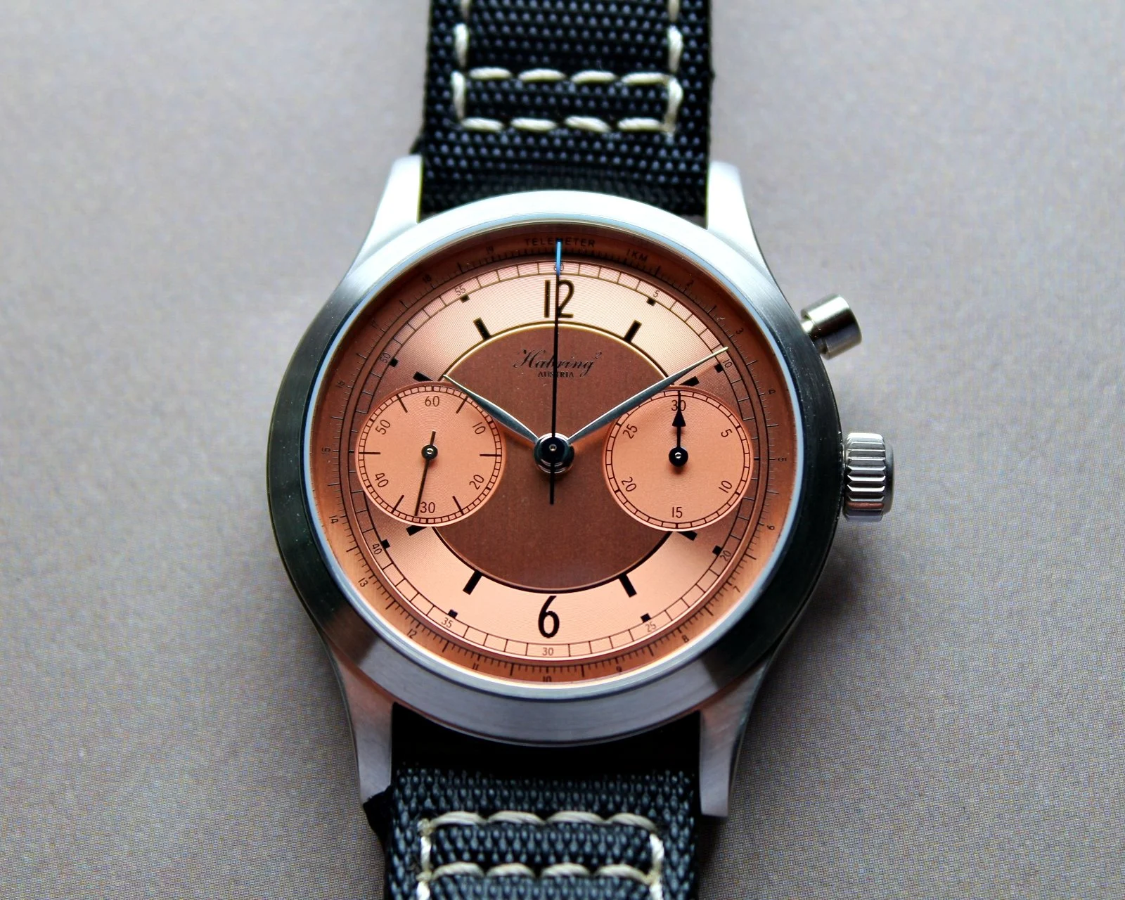 Habring² x Monochrome Montre de Souscription Monopusher