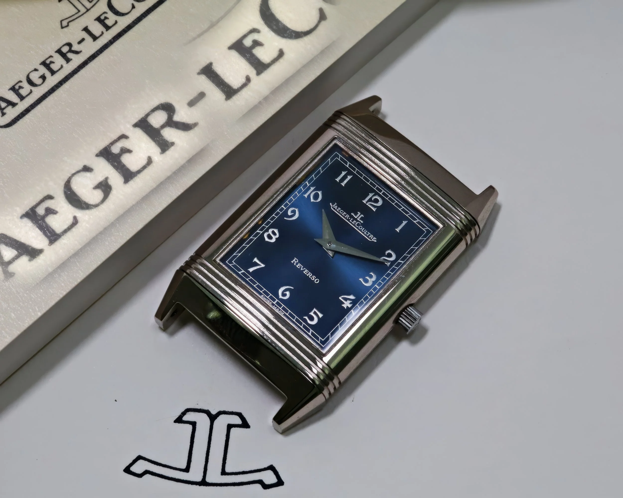 Jaeger-LeCoultre Reverso Classic Japan Limited Edition 250.3.86