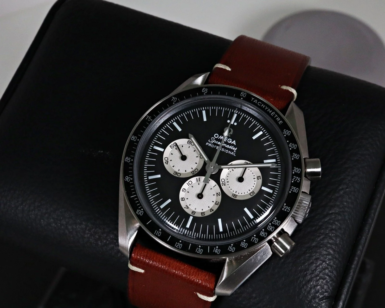 Omega "Speedy Tuesday 1" Speedmaster 311.32.42.30.01.001