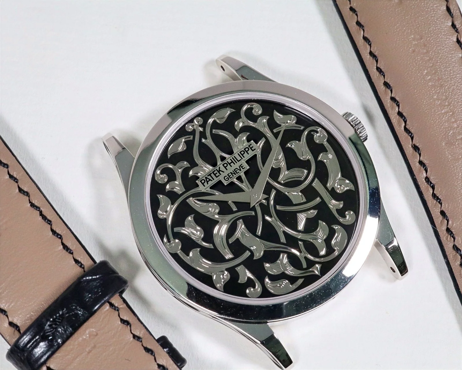 Patek Philippe Calatrava 5088/100P-001