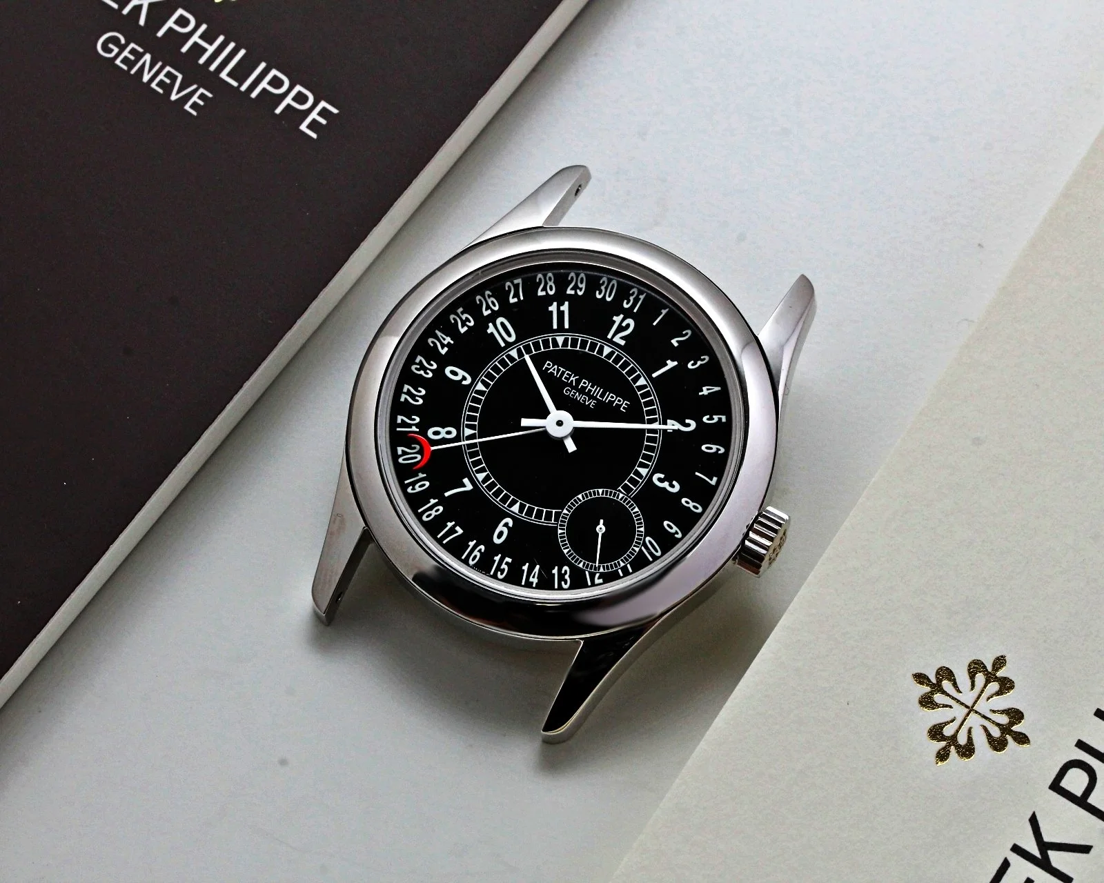 Patek Philippe Calatrava 6000G-001