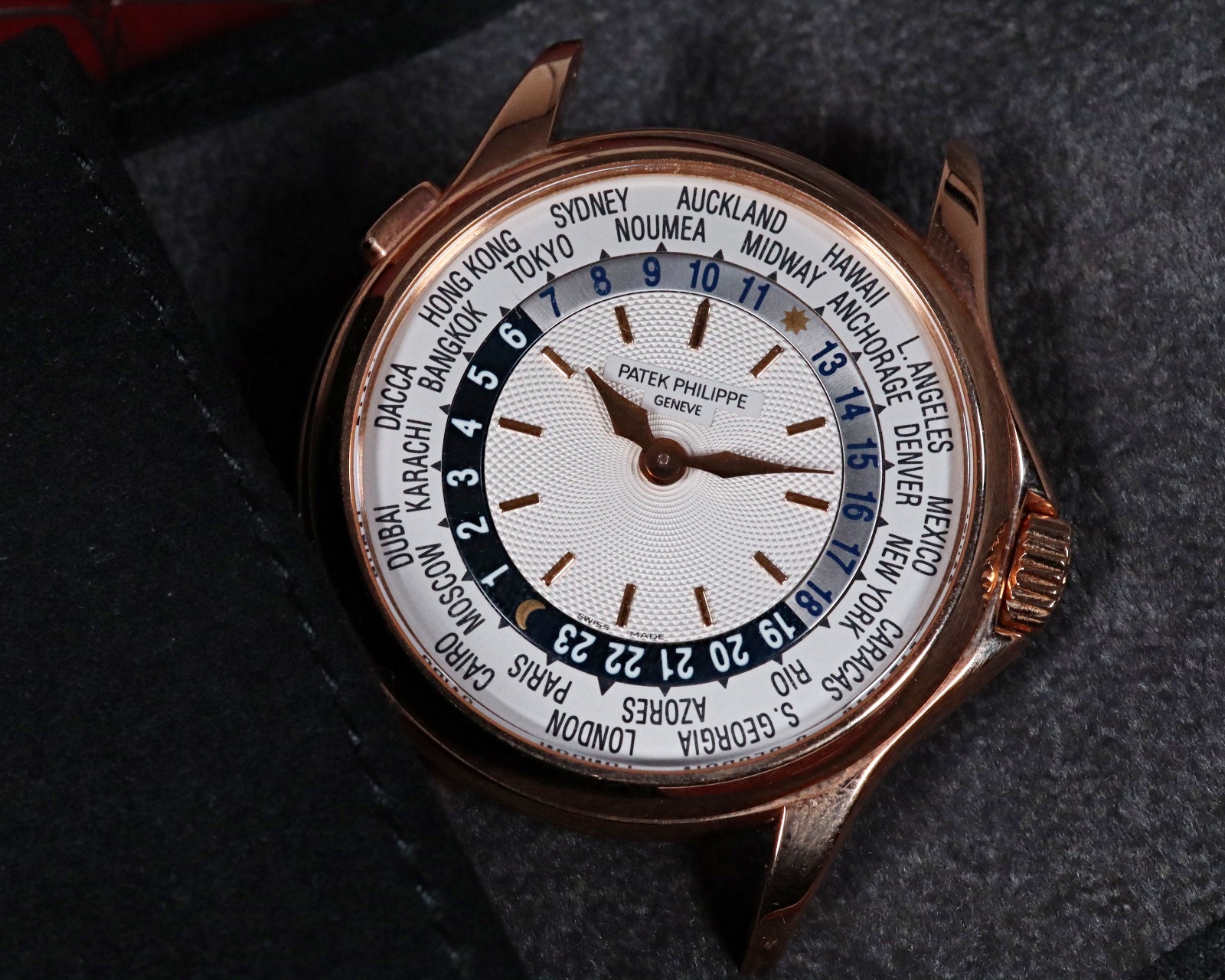 Patek Philippe World Time 5110R